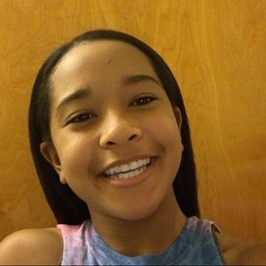 Meet your Posher, Kaelyn